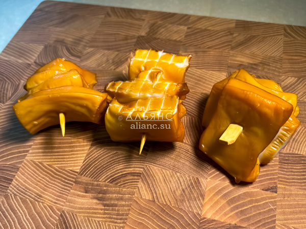 Шашлычок из кальмара х/к в Нижневартовске