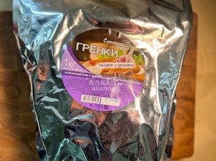 Деревенские гренки со вкусом Томат Спайси (Сурские): Деревенские гренки со вкусом чеснока и зеленью (Сурские)