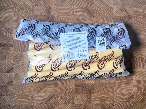 Сыр 1 кг ГОРНЫЙ СЫРОВАР (Балыковый копчёный) в Нижневартовске